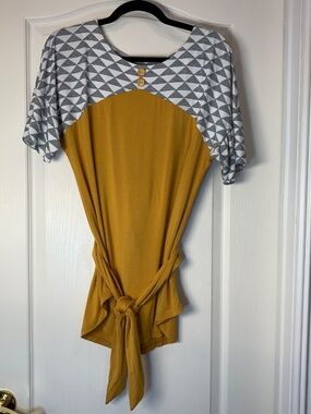 Elfik Artist Made in Canada Tunic Top Geometric Mustard Tie Waist Avant-Garde M